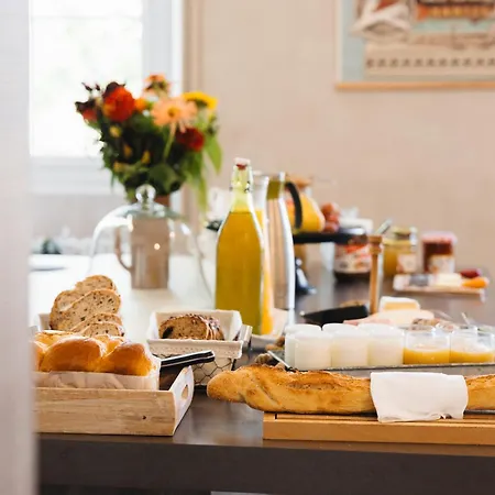 La Maison D'olivier Bed & Breakfast 3*