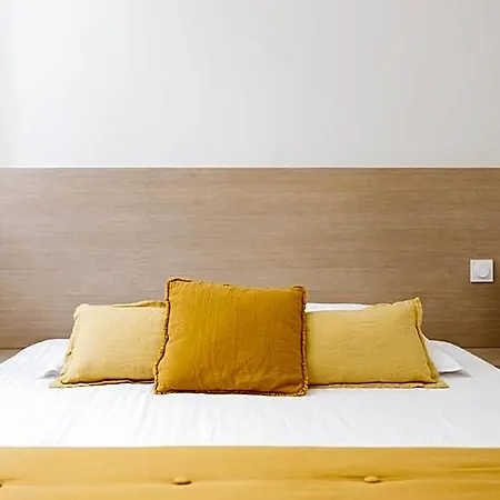 Bed & Breakfast La Maison D'olivier 3*