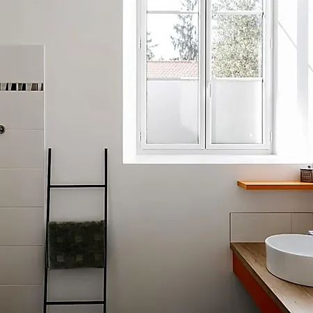 La Maison D'olivier Bed & Breakfast 3*